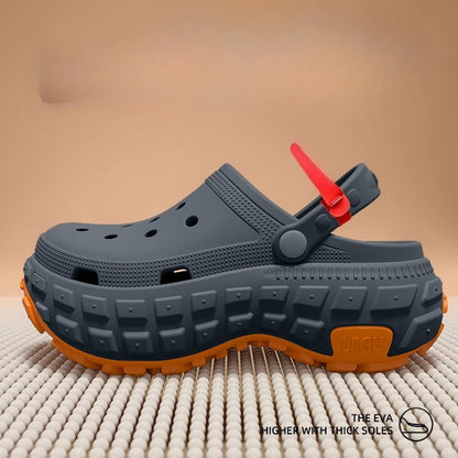 Thick soled perforated shoes for men's summer new trend slip resistant wear-resistant and odorless sandals for driving