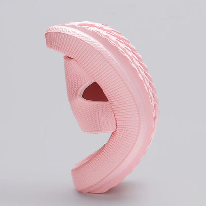 Summer Platform Slippers for Women Lightweight Non-slip Cloud Bathroom Slides Woman Comfortable Soft Sole Beach Slippers 2024