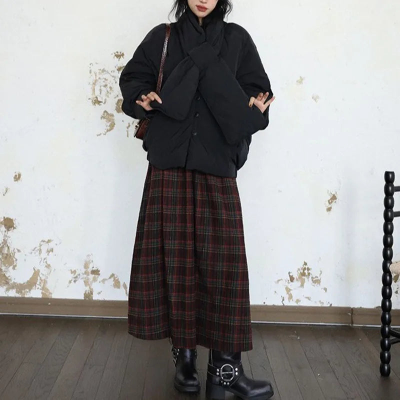 2025 Women's Autumn-Winter Vintage Check Tweed Mid-Length A-Line Umbrella-style Skirt With Wide Hips And Large Skirt Hem
