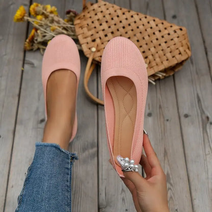 Spring Women's Flat Shoes new Knitting Sock Sneakers Breathable Slip on Female Rpound Toe Loafers 36-43 Plus Size Light Shoes
