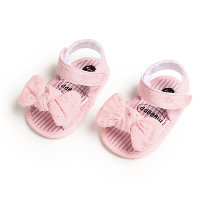 Baby Summer Beach Sandals with Butterfly Bow 0-18 Months Neonatal Casual Shoes Fashionable Indoor and Outdoor Flat Shoes