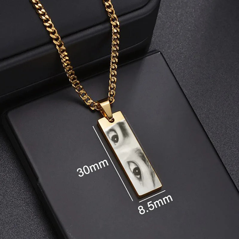 Personalized Eyes Necklace for Men Women Custom Eye Picture Pendant Necklace Engraving Name Necklaces Jewelry Gifts for Him Her