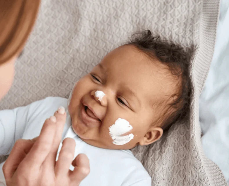 كريم واقي شمس للأطفال من Aichun Beauty SPF 50+ 30 جم – حماية من أشعة UVA UVB وترطيب للبشرة الحساسة